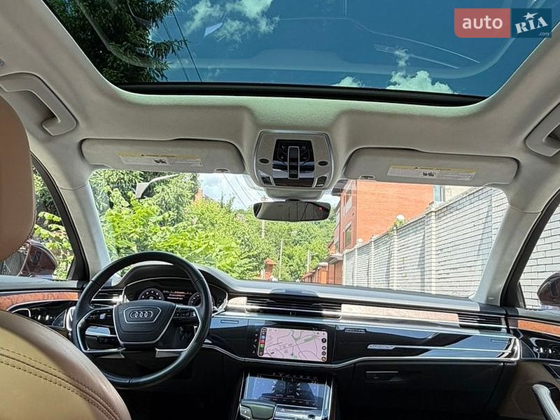 Седан Audi A8 2018 в Києві