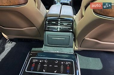 Седан Audi A8 2018 в Києві