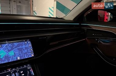 Седан Audi A8 2018 в Києві