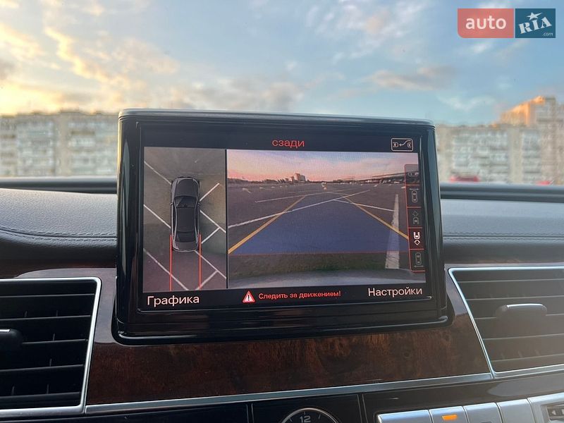 Седан Audi A8 2013 в Києві