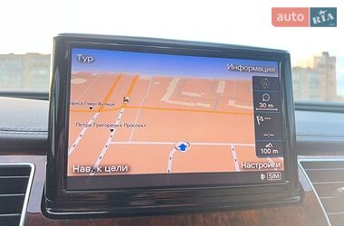 Седан Audi A8 2013 в Києві