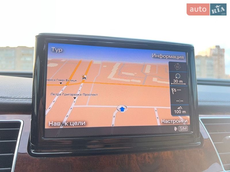 Седан Audi A8 2013 в Києві