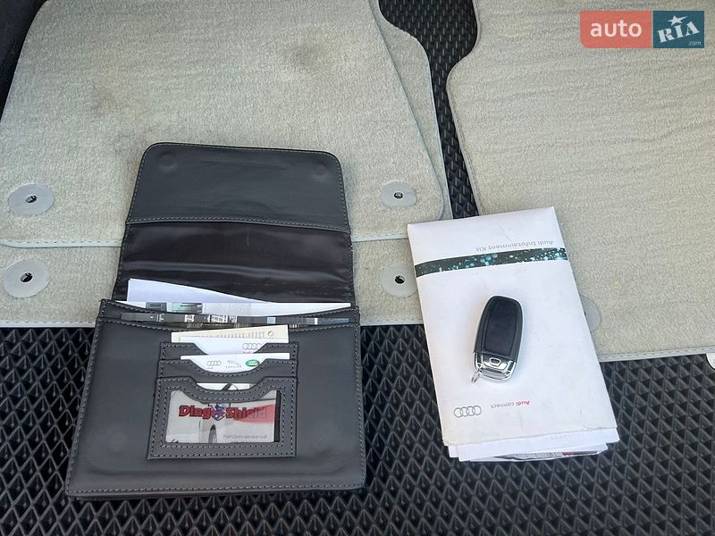 Седан Audi A8 2013 в Києві