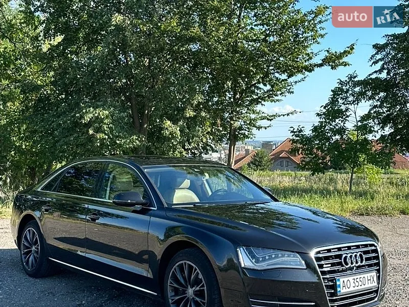 Audi A8 2012
