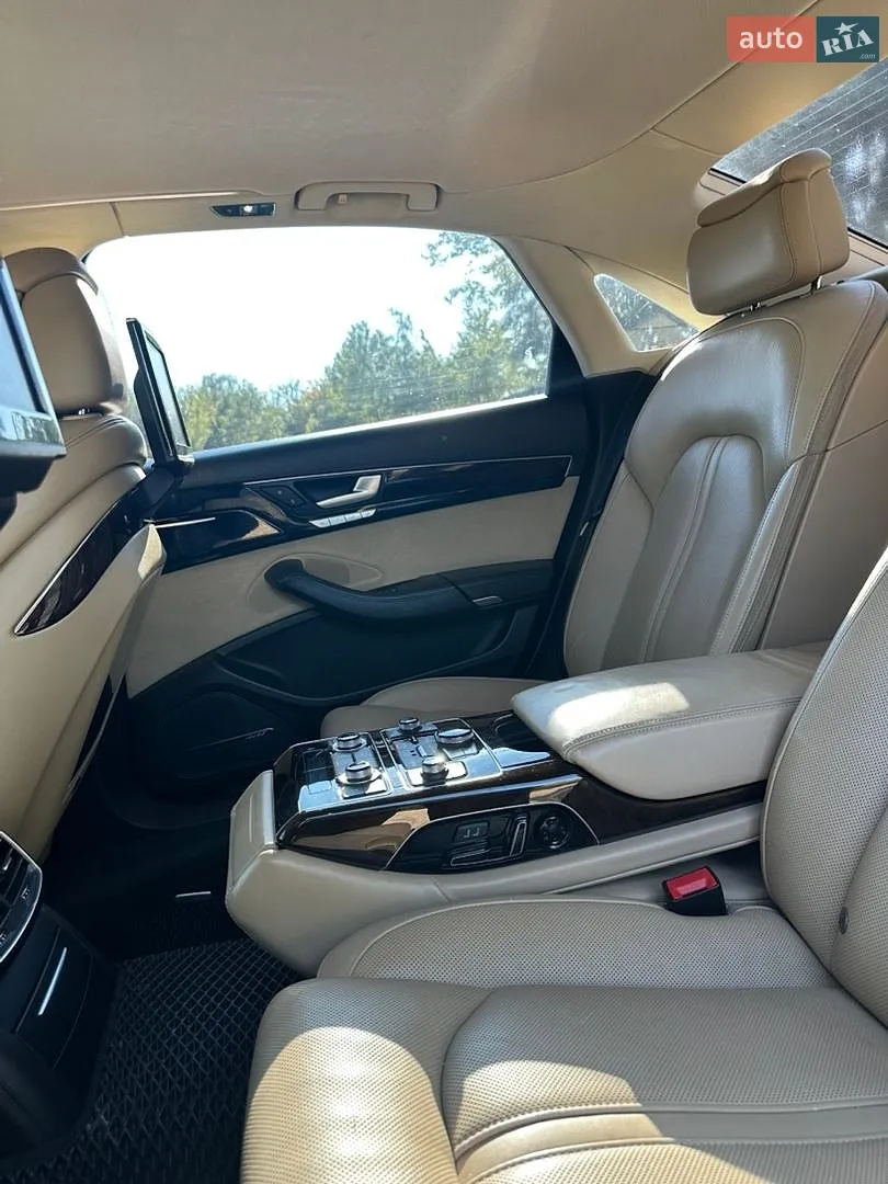 2012 Audi A8 - мініатюра 4