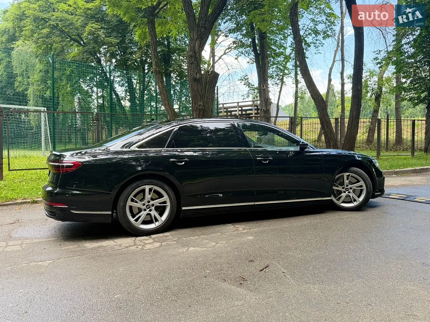 2022 Audi A8 - мініатюра 4