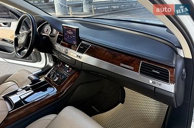 Седан Audi A8 2012 в Одессе