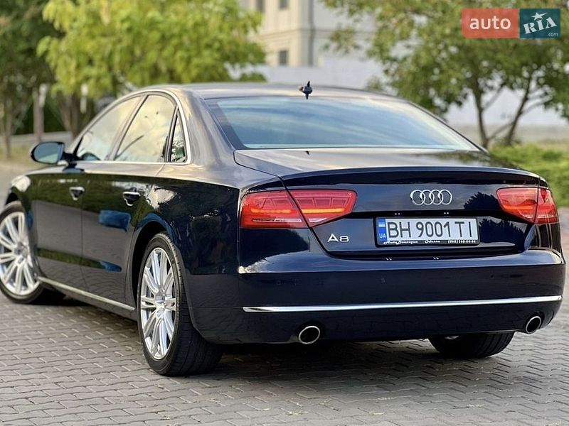 Седан Audi A8 2013 в Одессе