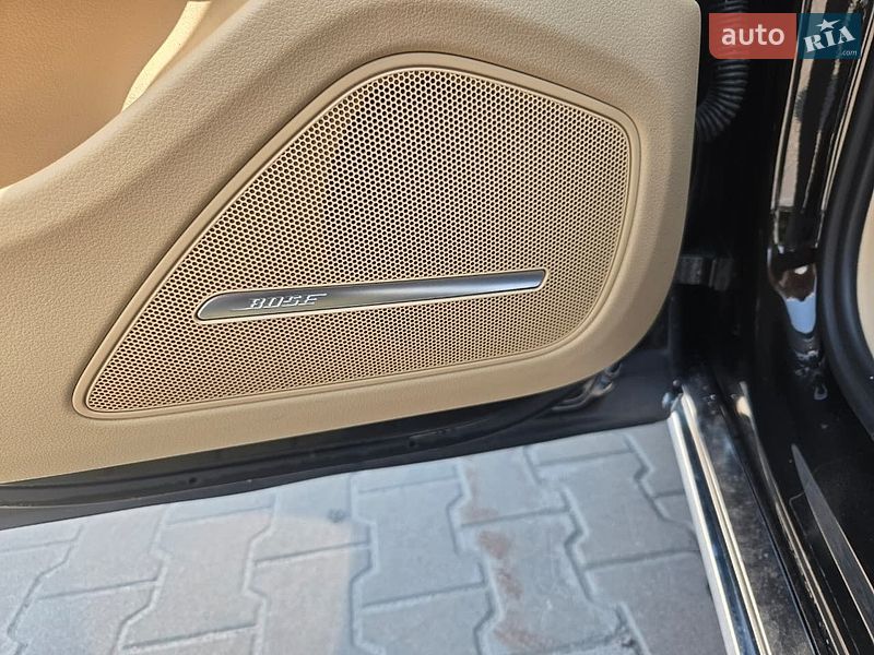 Седан Audi A8 2013 в Вінниці