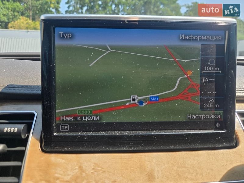 Седан Audi A8 2013 в Вінниці