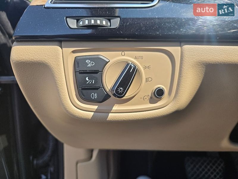 Седан Audi A8 2013 в Вінниці