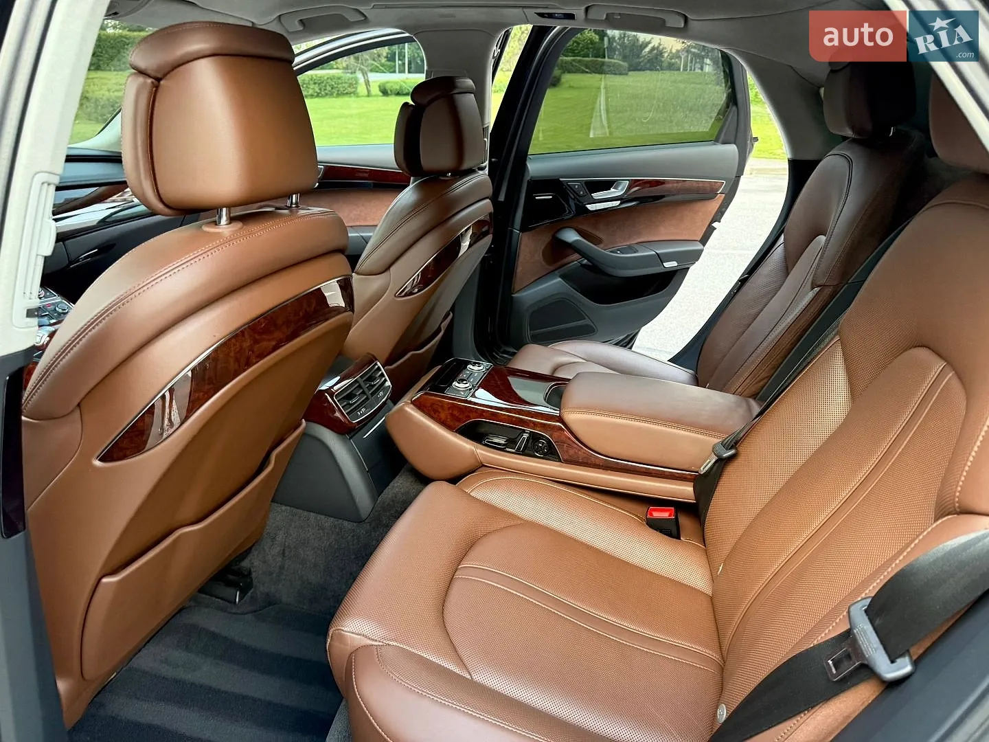 2010 Audi A8 - мініатюра 56