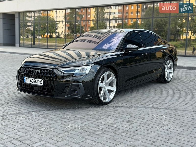 Седан Audi A8 2025 в Днепре