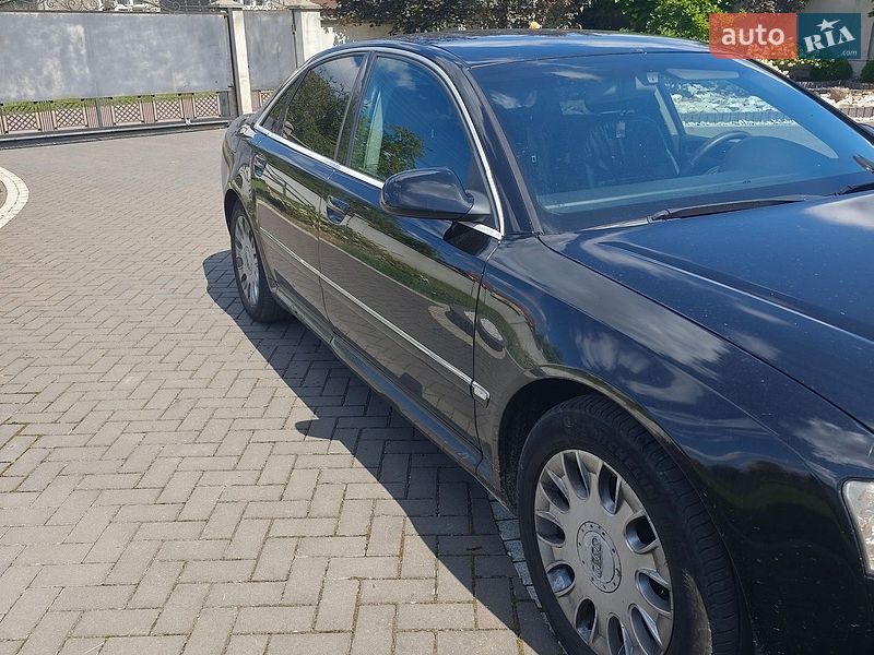 Седан Audi A8 2006 в Дрогобичі
