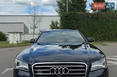 Седан Audi A8 2013 в Києві