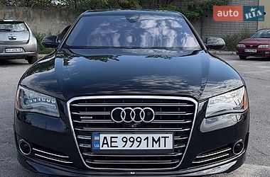 Седан Audi A8 2014 в Днепре