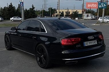 Седан Audi A8 2014 в Днепре