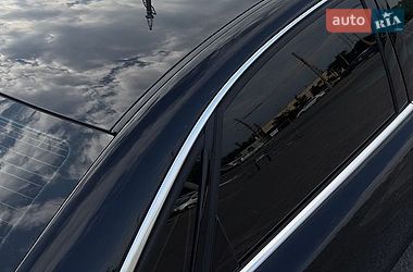 Седан Audi A8 2014 в Днепре
