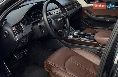 Седан Audi A8 2014 в Днепре