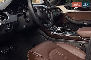 Седан Audi A8 2014 в Днепре