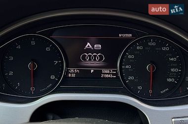 Седан Audi A8 2014 в Днепре