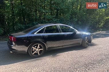 Седан Audi A8 2003 в Золочеве