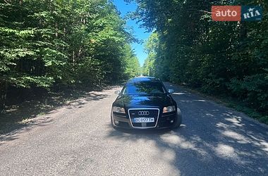 Седан Audi A8 2003 в Золочеве