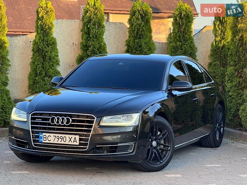 Седан Audi A8 2014 в Трускавці