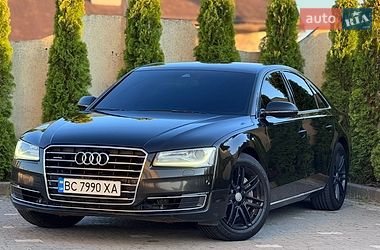 Седан Audi A8 2014 в Трускавці