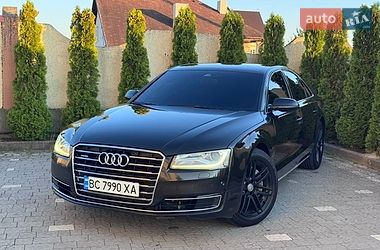 Седан Audi A8 2014 в Трускавці