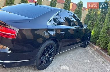 Седан Audi A8 2014 в Трускавці