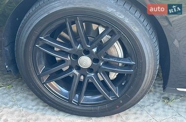 Седан Audi A8 2014 в Трускавці