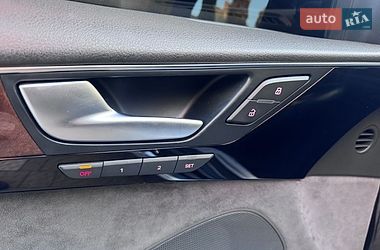 Седан Audi A8 2014 в Трускавці