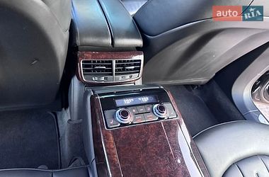 Седан Audi A8 2014 в Трускавці