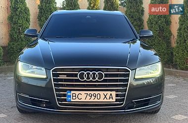 Седан Audi A8 2014 в Трускавці