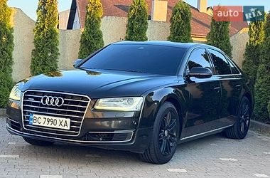 Седан Audi A8 2014 в Трускавці