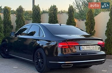 Седан Audi A8 2014 в Трускавці