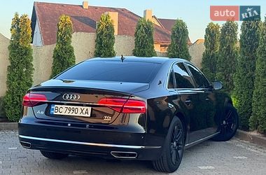 Седан Audi A8 2014 в Трускавці
