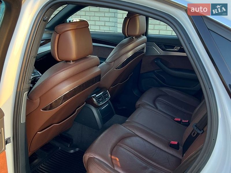 Седан Audi A8 2013 в Житомирі фото 46 Седан Audi A8 2013 в Житомирі