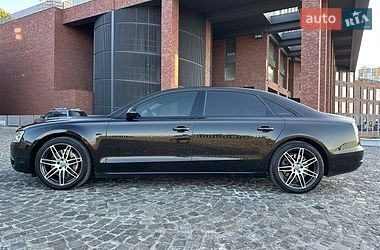 Седан Audi A8 2013 в Днепре