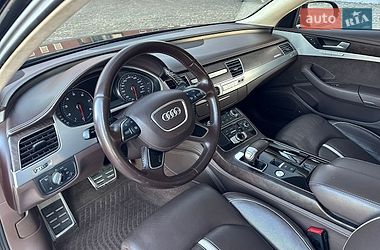 Седан Audi A8 2013 в Днепре