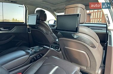 Седан Audi A8 2013 в Днепре