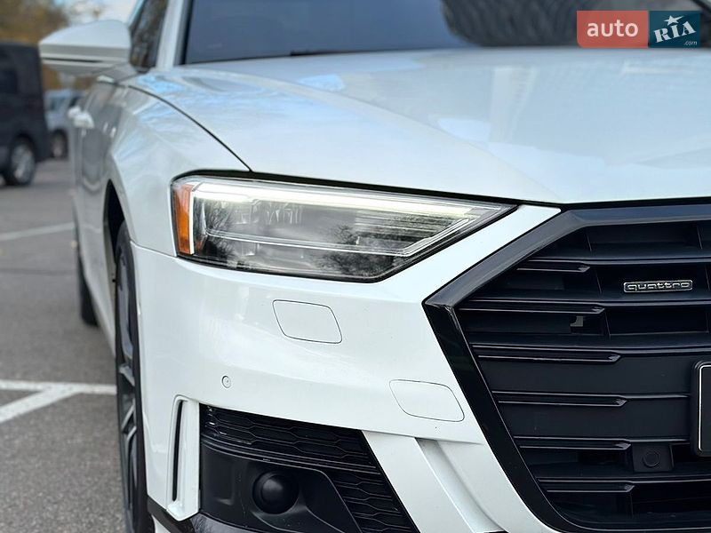 Седан Audi A8 2020 в Киеве