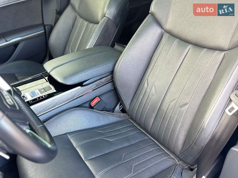 Седан Audi A8 2020 в Киеве