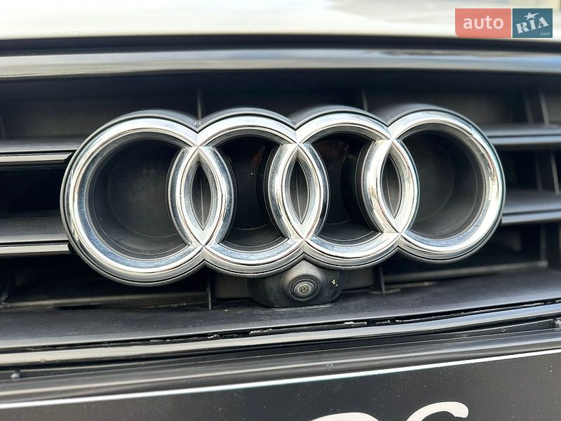 Седан Audi A8 2020 в Киеве