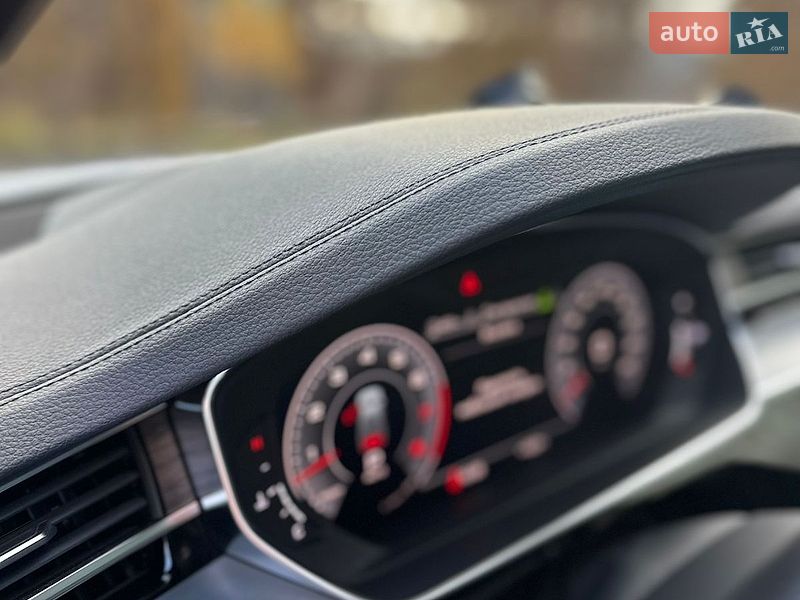 Седан Audi A8 2020 в Киеве