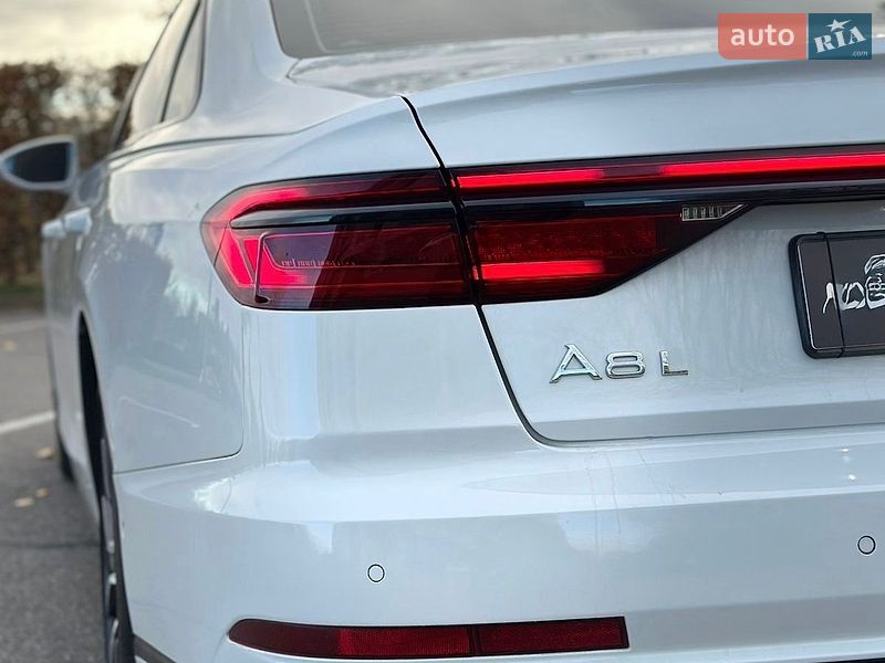 Седан Audi A8 2020 в Киеве