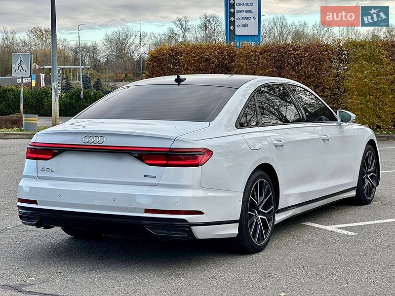 Седан Audi A8 2020 в Киеве