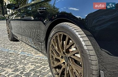 Седан Audi A8 2015 в Дніпрі
