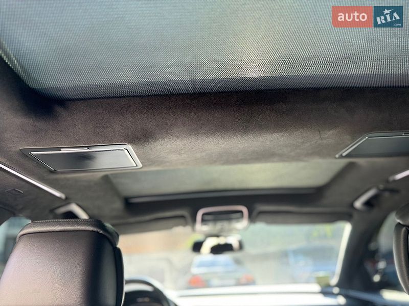 Седан Audi A8 2015 в Дніпрі